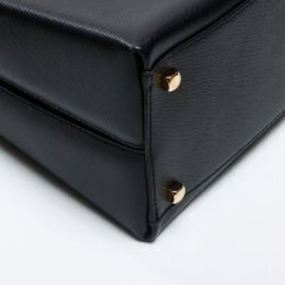 Salvatore Ferragamo Gancini Handbag Black - Picture 6 of 13